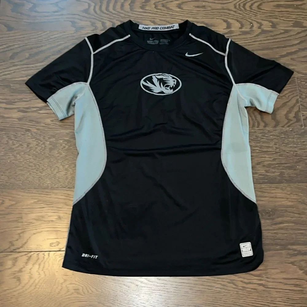 Nike Missouri Mizzou Tigers Black football Pro Combat compression Collar T shirt